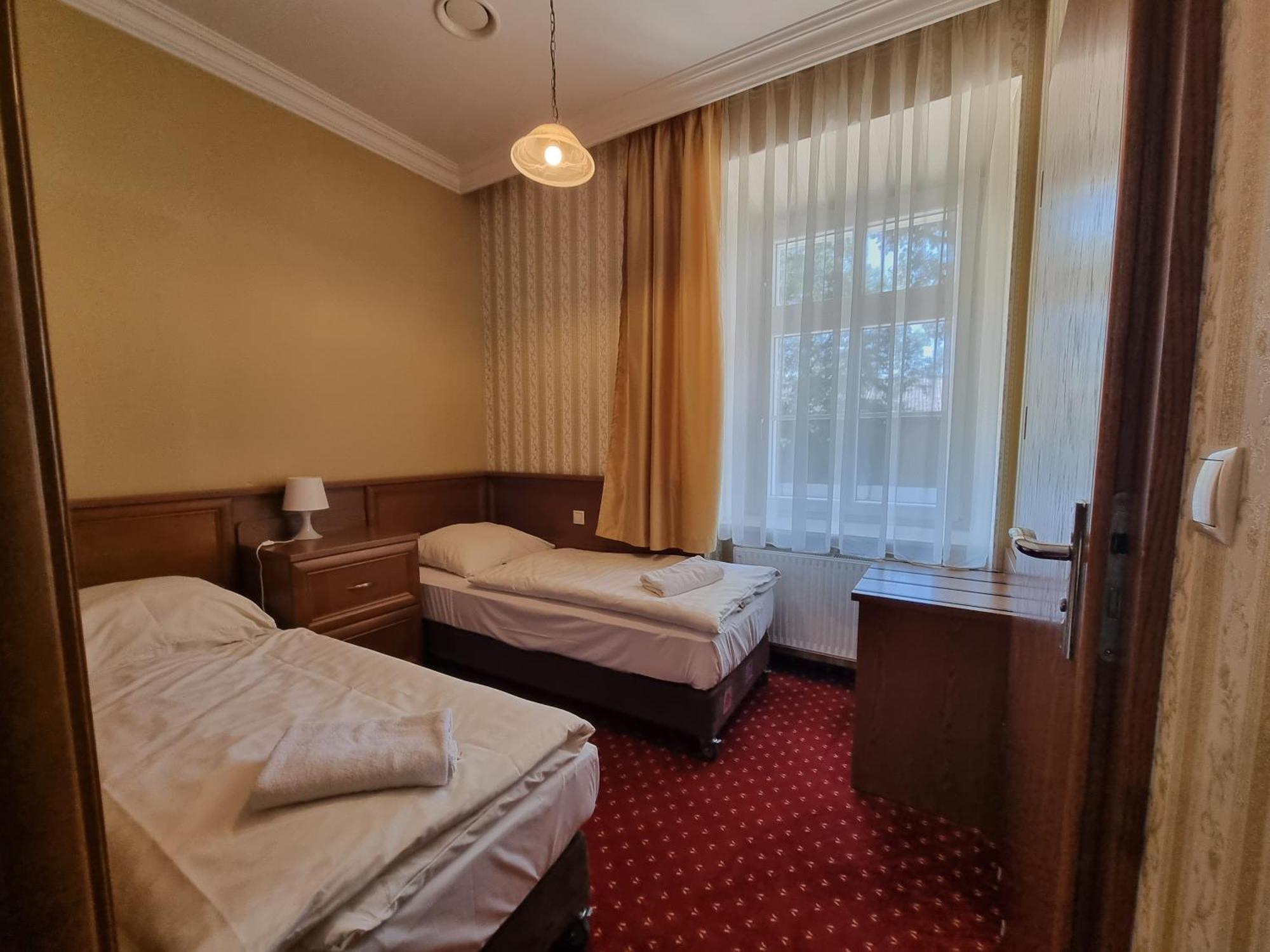 Palac Lucja Bb Zakrzow  Экстерьер фото